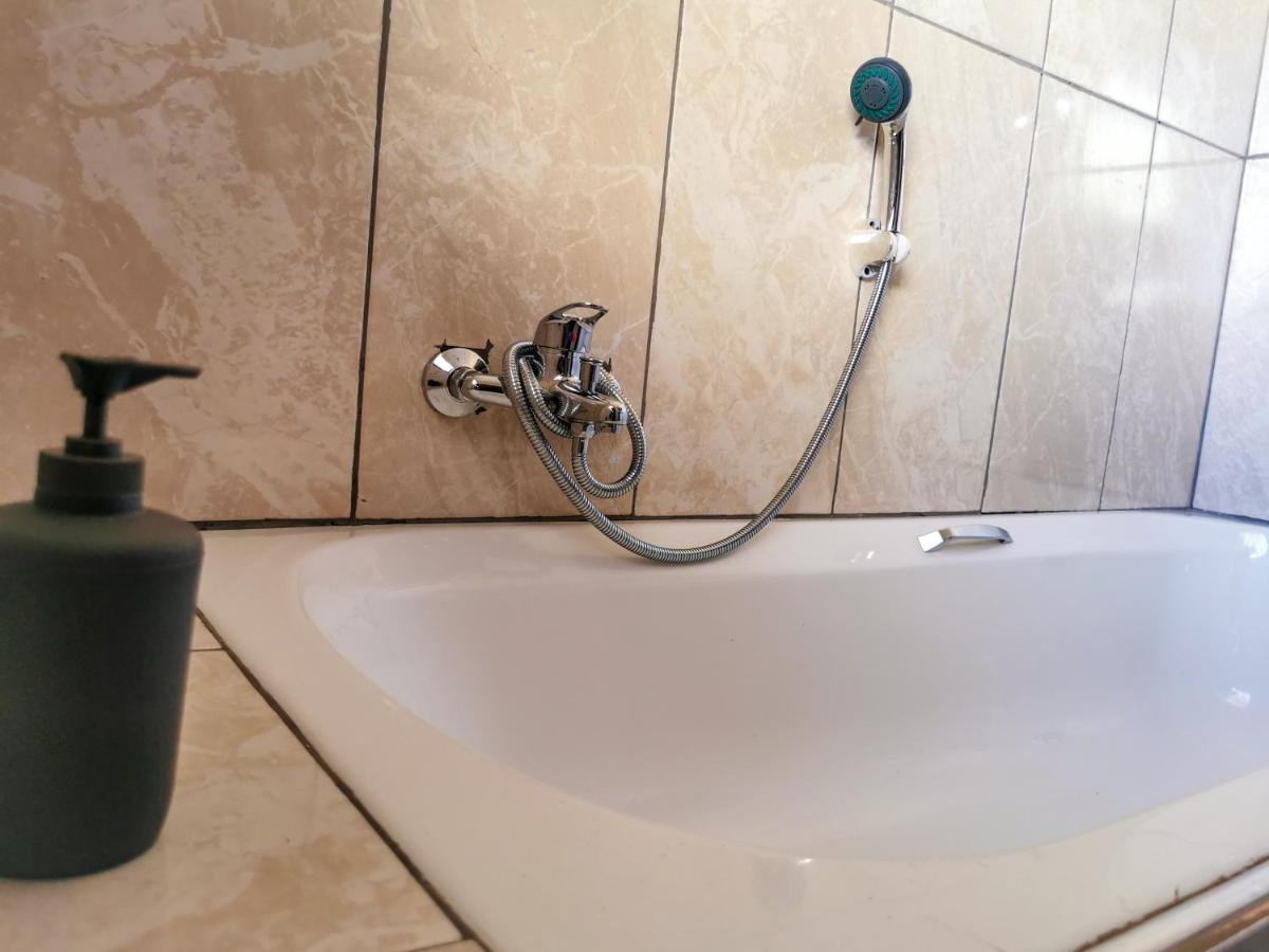 فندق Genesis Guesthouze بيلا-بيلا المظهر الخارجي الصورة